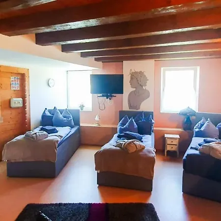 Gaestehaus Kuhbier I Wlan, Parkplatz, Boxspringbetten, Sauna 아파트 Kuhbier (Gross Pankow)