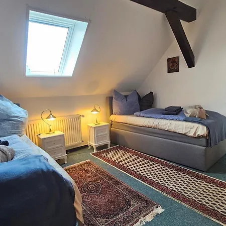 아파트 Gaestehaus Kuhbier I Wlan, Parkplatz, Boxspringbetten, Sauna Kuhbier (Gross Pankow)