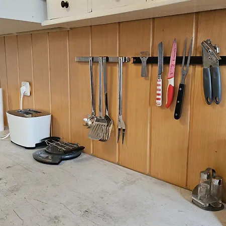 아파트 Gaestehaus Kuhbier I Wlan, Parkplatz, Boxspringbetten, Sauna