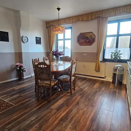 아파트 Gaestehaus Kuhbier I Wlan, Parkplatz, Boxspringbetten, Sauna Kuhbier (Gross Pankow)