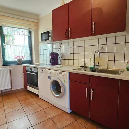 아파트 Gaestehaus Kuhbier I Wlan, Parkplatz, Boxspringbetten, Sauna Kuhbier (Gross Pankow)