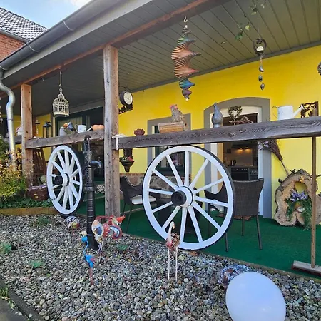 아파트 Gaestehaus Kuhbier I Wlan, Parkplatz, Boxspringbetten, Sauna Kuhbier (Gross Pankow)