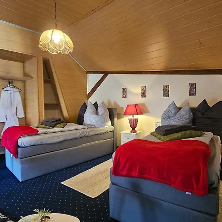 Gaestehaus Kuhbier I Wlan, Parkplatz, Boxspringbetten, Sauna Kuhbier (Gross Pankow)